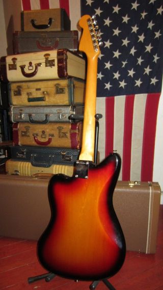 2009 Fender American Vintage Reissue 1962 Jazzmaster Sunburst w/ OHSC 5