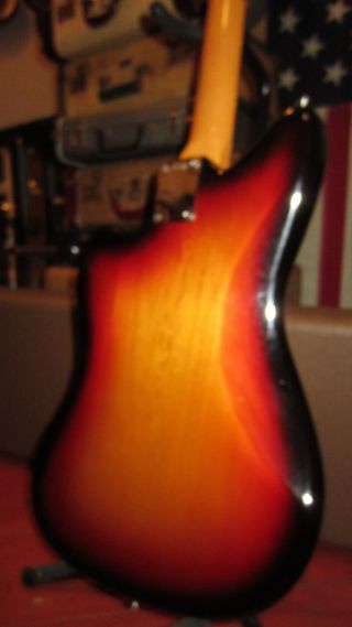 2009 Fender American Vintage Reissue 1962 Jazzmaster Sunburst w/ OHSC 6