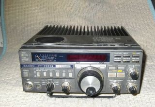 Vintage Yaesu Ft - 757gx Hf Transceiver Ham Radio