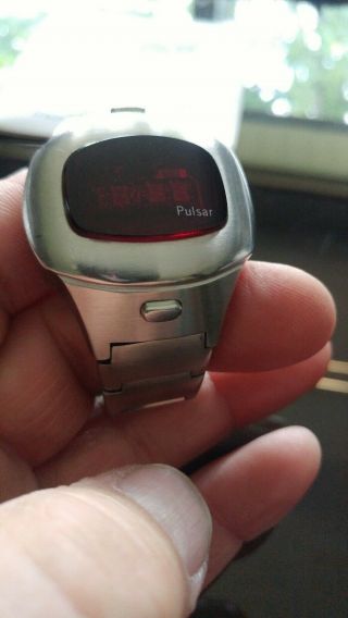 Pulsar P4 Executive Vintage digital Led Time Computer Watch Solid band 7