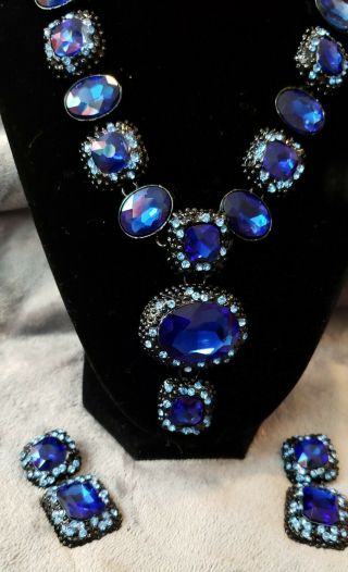 Oscar De La Renta Necklace And Earrings Set