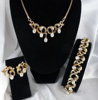 Rare Crown Trifari Rhinestone Dangle Necklace Earrings Bracelet Demi - Parure Set