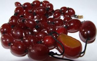 Antique Vintage Cherry Amber Bakelite Bead Necklace 49gr 78cm 30 " Long