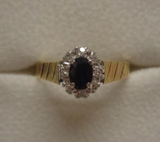 Vintage C.  1975 Sapphire And Diamond Cluster Ring 18ct Yellow Gold - Size P 1/2