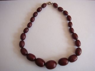 Art Deco Vintage Oval Graduated Cherry Amber Bakelite Beads Necklace 70g
