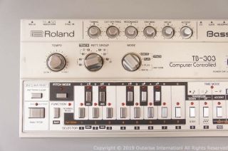 Roland TB303 TB - 303 Vintage Bassline Perfect 4