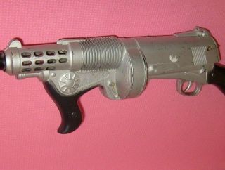 Vintage 1960 Marx Toy Battery Op.  Tommy Machine Gun 24 
