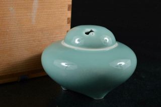 G9018: Japanese Arita - Ware Celadon Incense Burner Tea Ceremony,  Fukagawa Made