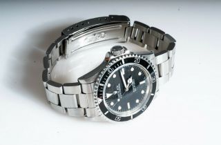 Vintage Rolex 5513 Rolex Submariner Ref 5513 Dive Wristwatch Gloss Dial 1980s 3