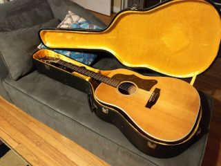 Gourgeous 1977 Gibson J - 55 Acoustic Guitar Vintage Natural W/case