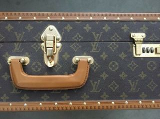 Vintage Louis Vuitton Large Monogram Suitcase Luggage Leather 26x17x8 5