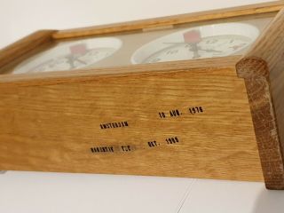 Vintage ' 50s Dutch Fa.  Koopman wooden oak analog Chess Clock dated on bottom 01 7