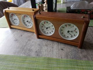 Vintage ' 50s Dutch Fa.  Koopman wooden oak analog Chess Clock dated on bottom 01 8