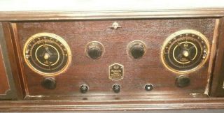 Vintage RCA RADIOLA AR 812 RADIO w/6 SHORT PIN TUBES / Good Cabinet 3