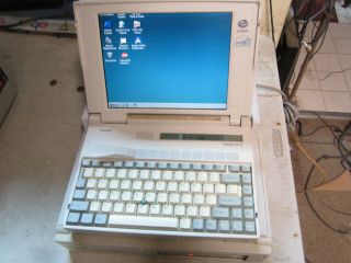 Vintage Toshiba T4900ct Pentium Laptop Computer W/docking Station,