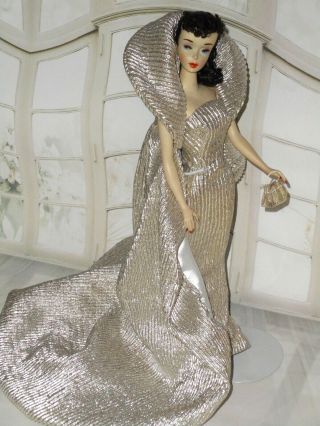 Vintage Barbie CLONE PREMIER PEARL PURSE HM SILVER SHEATH GOWN & GALA LONG CAPE 11