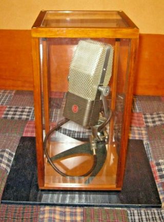 Vintage RCA Model 44BX Ribbon Microphone with Stand and Display Case 3