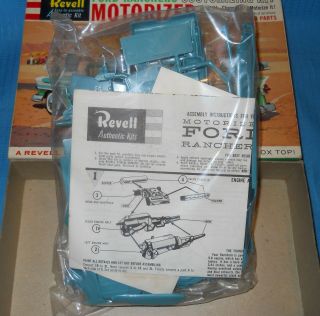 Revell Ford Ranchero Motorized Kit - 1960 - H1241 FS in Box Model Car Swap Meet 6