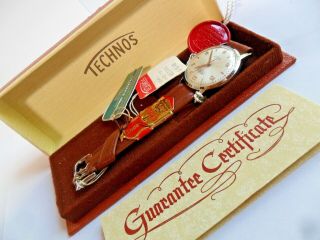 NOS Vintage 1957 Men ' s Technos 17 Jewel Swiss Watch w/ Box & Hang Tags ALL Orig. 12