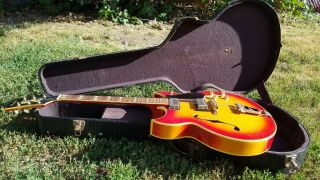 Vintage Ventura Barney Kessel Hollowbody Electric Guitar - V - 1400 - Gibson picks 2