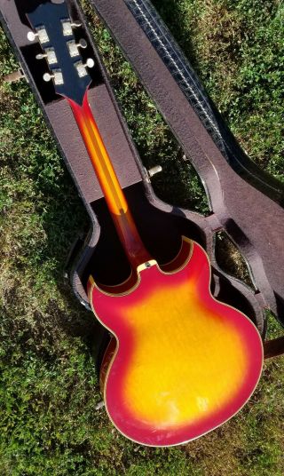 Vintage Ventura Barney Kessel Hollowbody Electric Guitar - V - 1400 - Gibson picks 7