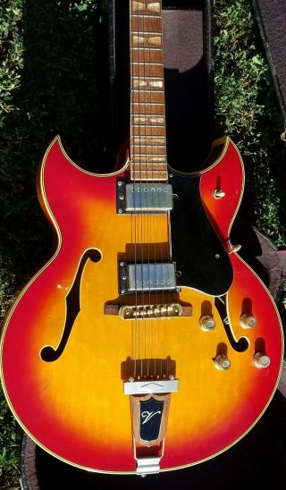 Vintage Ventura Barney Kessel Hollowbody Electric Guitar - V - 1400 - Gibson picks 9