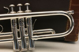 Bach Stradivarius 37 ML Trumpet Professional Horn VERY GOOD VINTAGE w Trigger 10