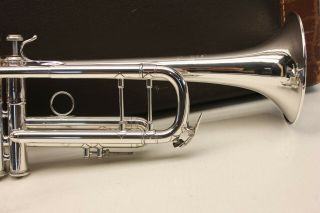 Bach Stradivarius 37 ML Trumpet Professional Horn VERY GOOD VINTAGE w Trigger 4