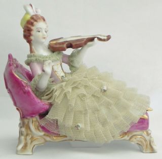Vintage Thames Dresden Lace Victorian Lady W/ Violin Chaise Porcelain Figurine