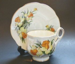 Vintage Royal Dover Bone China Tea Cup & Saucer Daffodils 
