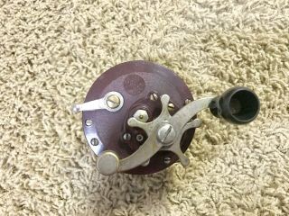 Early Vintage Penn Fishing Reel 85 RARE COLORED SIDE PLATES 2