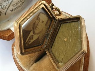 Antique Edwardian locket 9ct Rose Gold Engraved Locket Pendant Stunning Jewelry 5