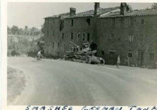 Org Wwii Photo: American Snapshot Of Destroyed German Panzer - Italy