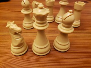 Windsor Chess Set Vintage Staunton plastic chessmen classic tournament 3.  75 9