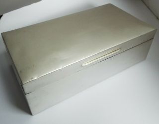 Handsome Large English Antique 1922 Solid Sterling Silver Table Cigarette Box
