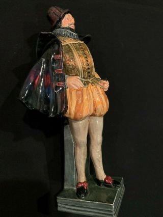 VINTAGE Royal Doulton Figurine Sir Walter Raleigh HN 2015 2