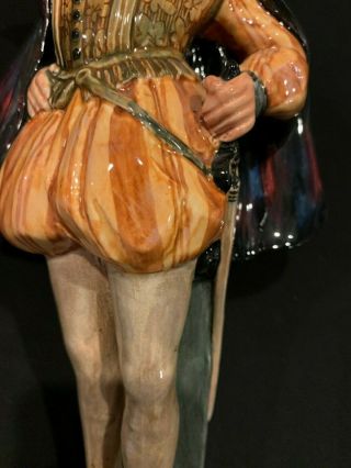 VINTAGE Royal Doulton Figurine Sir Walter Raleigh HN 2015 8