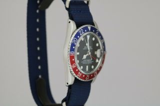 Vintage Rolex GMT Master 1675 Pepsi Bezel Automatic Watch Circa 1970s 10