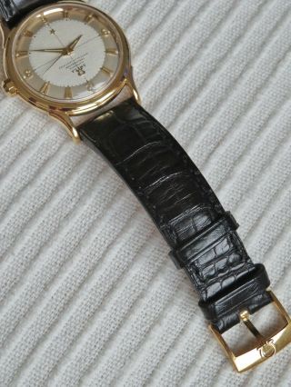 Vintage Omega ' no name ' Constellation bumper automatic watch,  18k solid gold,  runs 9