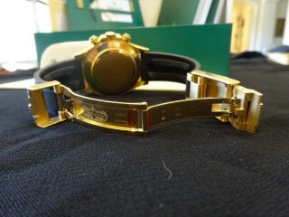Rolex Daytona Yellow Gold Mens Oysterflex Bracelet Chrono Red minute hand 
