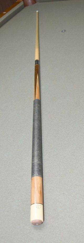 Vintage and Paul Huebler 4 point Pool Cue with vintage coffin case 8