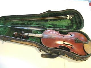 Antique H.  R.  Pfretzschner Bow Charles Herbrig Repaired Violin In Alligator Case