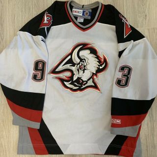 Buffalo Sabres CCM Vintage 90 ' s White Goat Head Jersey Doug Gilmour 93 L NHL 2