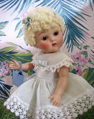 Gorgrous Vintage Caracul Wigged Strung Ginny Doll " April " Made By Vogue In 1952