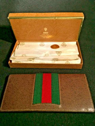 Exceptionally Rare Vintage 1976 Gucci Leather Ladies Wallet