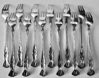 1847 Rogers Bros Silver Vintage Grape Triple Plate Seafood Cocktail Fork x12 Set 4