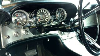 1962 Ford Thunderbird M - code 15