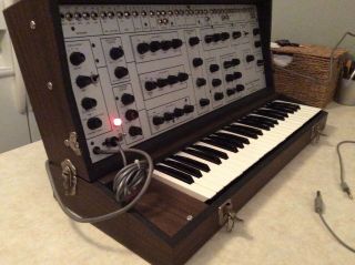 Vintage ElectroComp Synthesizer Keyboard model 101 6