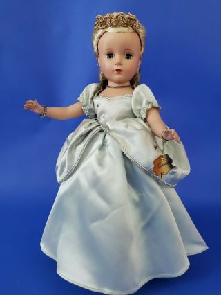 Vintage Madame Alexander Doll,  Cinderella,  Near,  Hang Tag