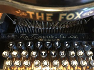 VERY RARE Fox No.  10 Typewriter Antique Vtg 4